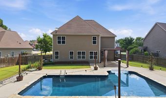 107 Walkabout Dr, Aberdeen, NC 28315