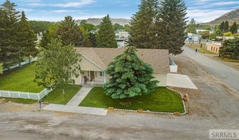 210 W Salmon Ave, Arco, ID 83213