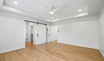 924 28TH St S, Arlington, VA 22202
