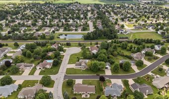 W5982 STRAWFLOWER Drive, Appleton, WI 54915