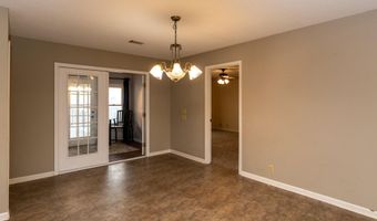 133 Lake Lure Cir, Alma, GA 31510