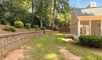 200 Pine Brg, Alpharetta, GA 30022
