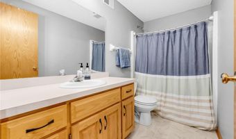 15801 Drake St NW, Andover, MN 55304