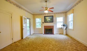800 W Commerce St, Aberdeen, MS 39730