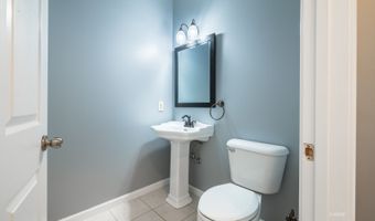 1 Pinewood Way, Athens, OH 45701