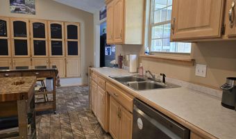 514 Guthery St, Ava, MO 65608