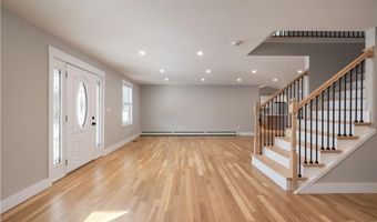 311 Hope Rd, Cranston, RI 02921