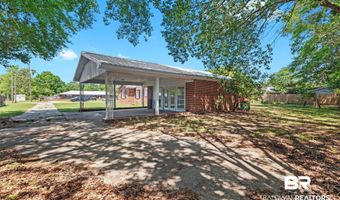402 E Poplar St, Atmore, AL 36502
