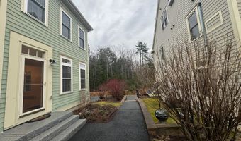 29 Forest Edge Dr, Hanover, NH 03755