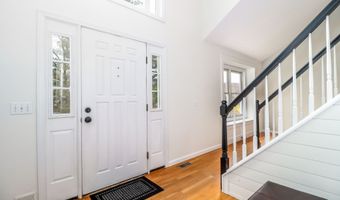 5 A Big Buck Ln, Brookfield, CT 06804