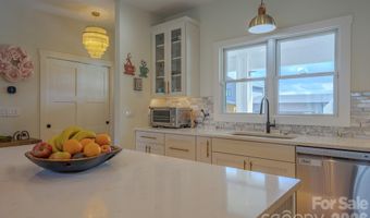 49 Arabella Ln, Arden, NC 28704