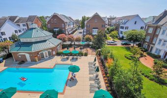 315 S HENRY St S, Alexandria, VA 22314