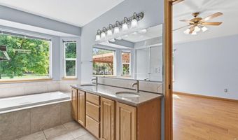 2243 Breckenridge Dr, Berthoud, CO 80513