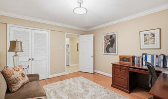 1230 23RD St S, Arlington, VA 22202