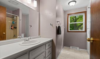 57 SOLAR Cir, Appleton, WI 54915