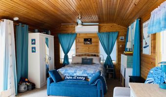 107 Hunter Rd N, Alburgh, VT 05440