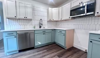 15553 Harrison Ave, Allen Park, MI 48101