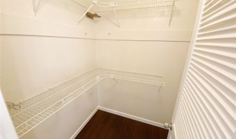 7189 Koamano St, Honolulu, HI 96825
