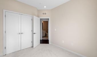 23158 HORSESHOE TRAIL Sq, Brambleton, VA 20148