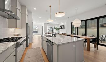 2856 Kobuk Dr A, Columbus, OH 43228