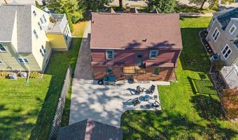 1613 N DIVISION St, Appleton, WI 54911