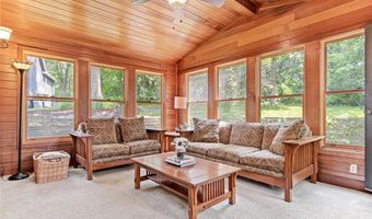 12534 Dover Dr, Apple Valley, MN 55124