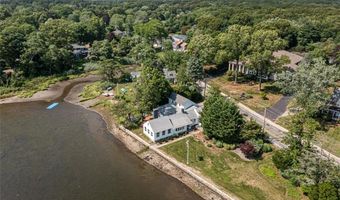 166 New Meadow Rd, Barrington, RI 02806