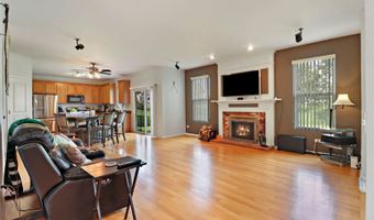 1286 Goldfinch Ln, Antioch, IL 60002