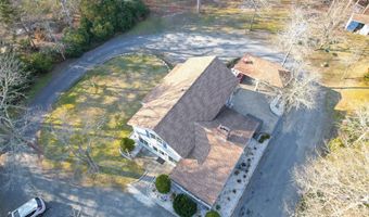 240 Oak St, Centerville, MA 02632