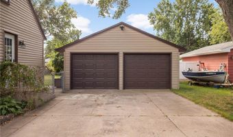 818 Madison St, Anoka, MN 55303