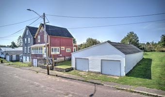 52 Senter St, Ahmeek, MI 49901