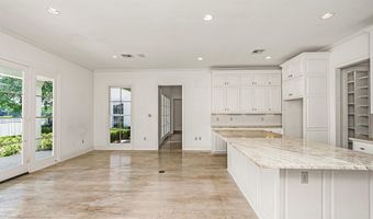 12038 Lake Estates Ave, Baton Rouge, LA 70810