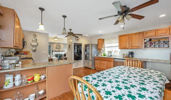 15 Bingham Pl, Amityville, NY 11701