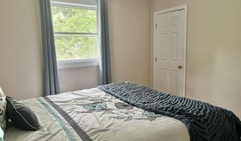 11 Carpenter Ave A, Attleboro, MA 02703