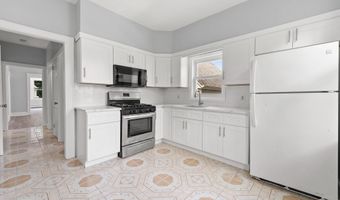 127 W 51ST St, Bayonne, NJ 07002