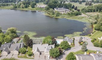 12 Boulevard Dr 21-130, Danbury, CT 06810