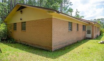 320 Brobston St, Baxley, GA 31513