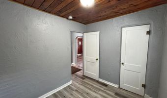 426 Headingly Ave NW A, Albuquerque, NM 87107