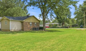 71 Tracy St, Bells, TN 38006