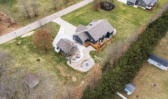 1749 Fairview Dr, Allegan, MI 49010