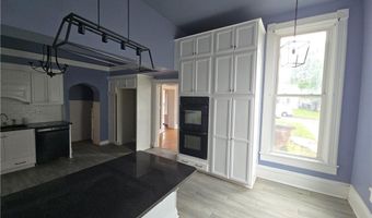 617 Parallel St, Atchison, KS 66002