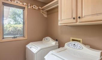 W2567 RIDGEBROOK Court, Appleton, WI 54915