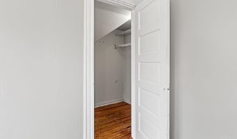 6717 Bramble Ave, Cincinnati, OH 45227