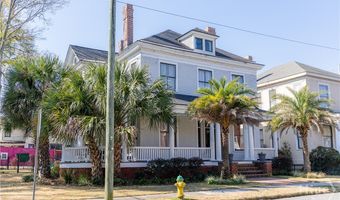 201 W 33rd St, Savannah, GA 31401