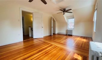 105 Bliss Rd, Newport, RI 02840