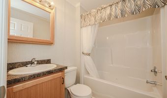 19 Parker Ave, Raymond, NH 03077