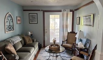 23 Rock St, Bristol, RI 02809