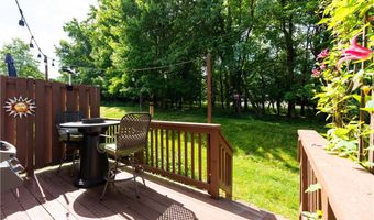 612 Village Green E Blvd, Adams Twp., PA 16046
