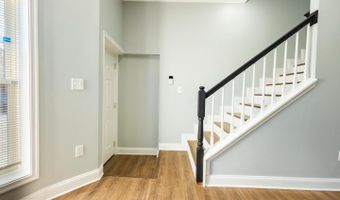 820 N MONROE St, Baltimore, MD 21217