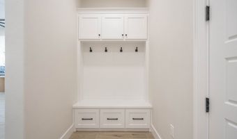 10 NE Armlei Dr, Andrews, TX 79714